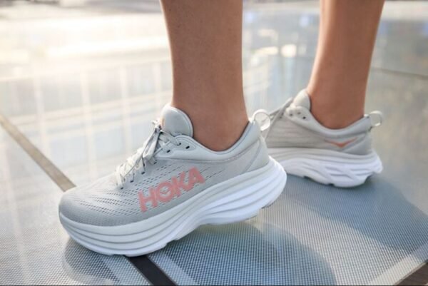 HOKA BONDI 8 – Image 10
