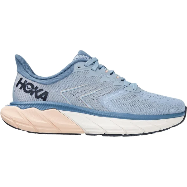 Hoka Arahi 5