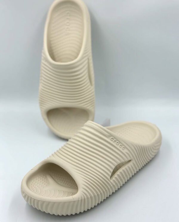 CROCS Mellow Recovery Slide – Image 7