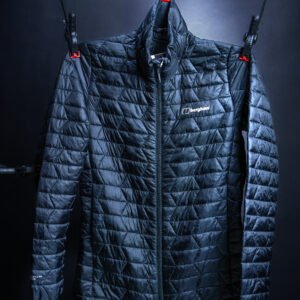 DOUDOUNE TECHNIQUE POLARTEC® – FEMME Description du produit